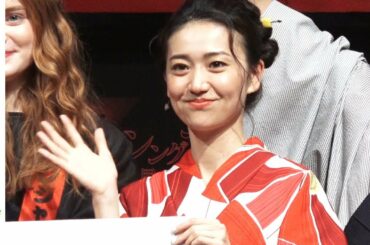 大島優子、海外キャストと英語で会話！留学の成果見せる『Netflixオリジナルシリーズ「ストレンジャー・シングス　未知の世界3」夏祭りイベント』