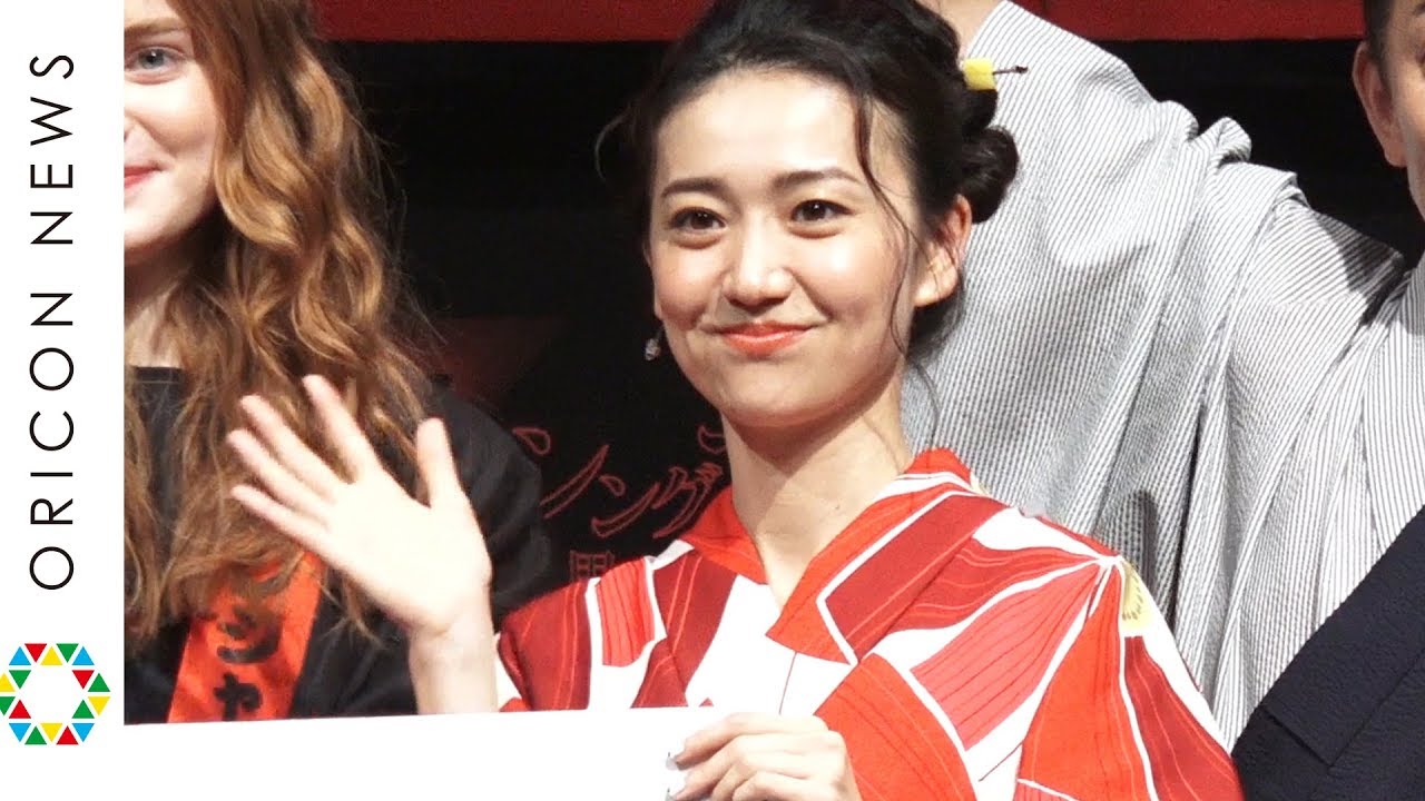 大島優子、海外キャストと英語で会話！留学の成果見せる『Netflixオリジナルシリーズ「ストレンジャー・シングス　未知の世界3」夏祭りイベント』