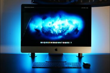 Apple iMac Pro: Unboxing & Review / Wait for New Modular Mac Pro?