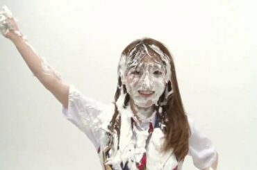大島優子　パイ投げ　Japanese Idol Pie Face
