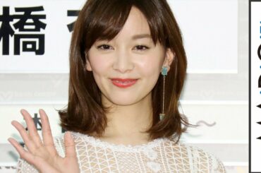 石橋杏奈、透明感ある白ワンピ姿で品良く　総レース＆キャミのレイヤード