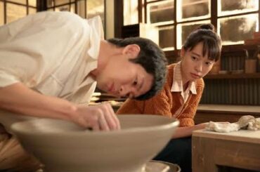 ✅  戸田恵梨香さん主演のNHK連続テレビ小説（朝ドラ）「スカーレット」（総合、月～土曜午前8時ほか）は第11週「夢は一緒に」を放送。12月14日の第66回では……。　常治（北村一輝さん）から課された