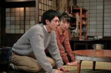 ✅  戸田恵梨香さん主演のNHK連続テレビ小説（朝ドラ）「スカーレット」（総合、月～土曜午前8時ほか）は第11週「夢は一緒に」を放送。12月13日の第65回では……。　八郎（松下洸平さん）と対面した常