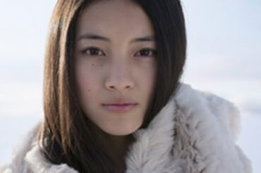 久保田紗友、CMとドラマで話題の「美しすぎる15歳」に視聴者騒然…