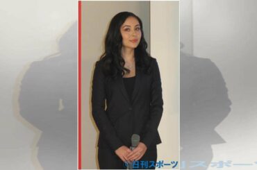 ゴクミの娘エレナ「母はまじめ、父はそんなに…」