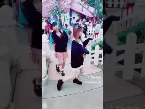 【Tik Tok】【生見愛瑠】【制服ディズニー】