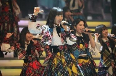 ✅  NHK紅白歌合戦に12回目の出場を決めているAKB48が2019年12月29日、東京・渋谷のNHKホールで行われているリハーサルに姿を見せ、報道陣の取材に応じた。2年連続で海外の姉妹グループとコ