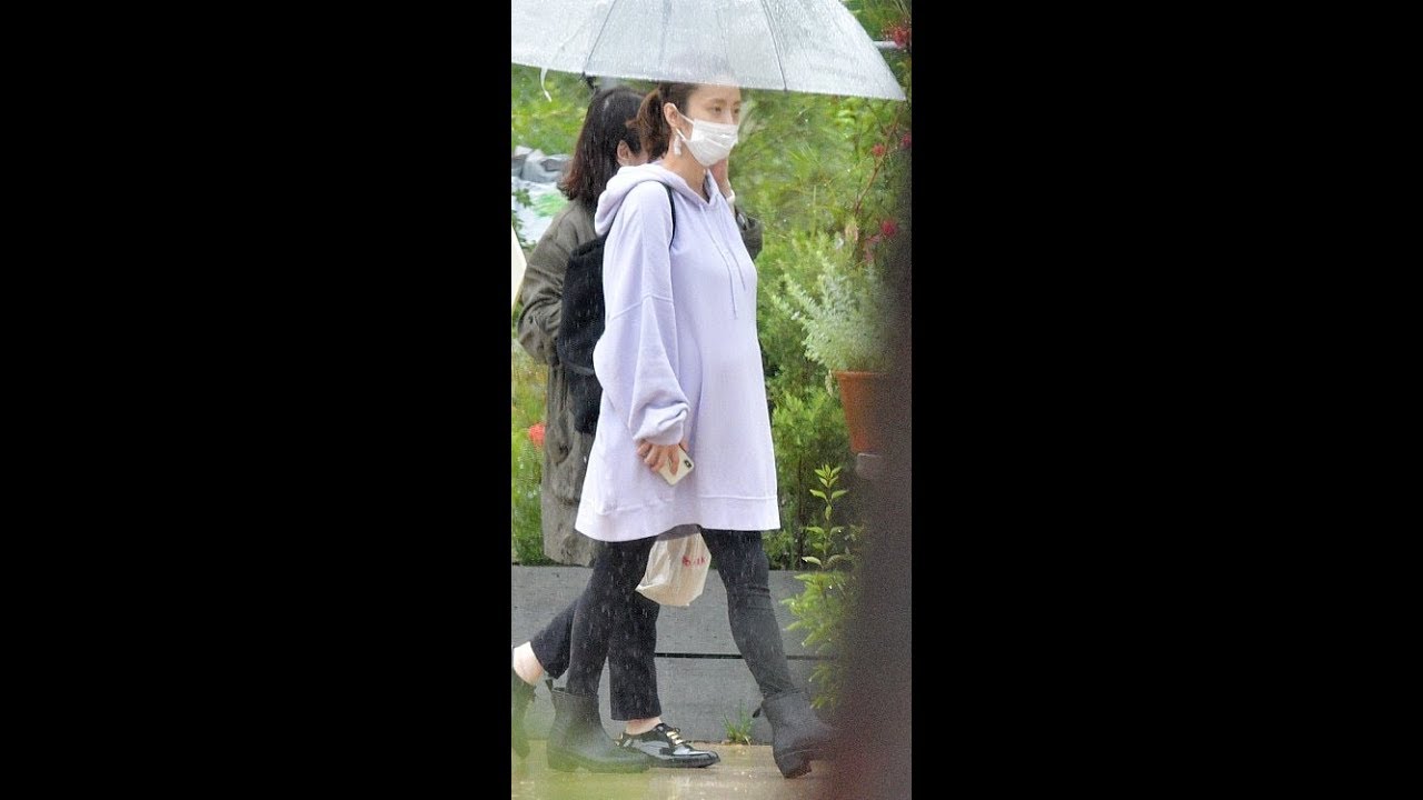 上戸彩が第２子を妊娠お腹ふっくら幸せ姿　写真３枚