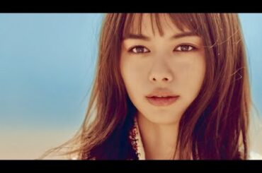 山本舞香が険しい砂漠のその向こうへ／株式会社マリモCM+メイキング