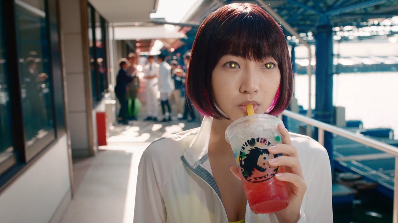武田玲奈、“ドS”な天才レーサーに　田中圭に「先輩ヅラするのは勝ってからに」　「ボートレース新CMが公開