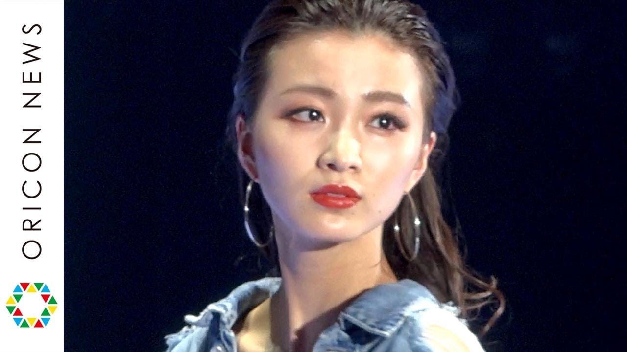 岡崎紗絵、月9“リケジョ”から一転、オールバックでクールにランウェイ 吉川愛&山本舞香らとステージを魅了 『マイナビ presents TGC 2019 S/S』 岡崎紗絵、月9“リケジョ”から一転、オールバックでクールにランウェイ 吉川愛&山本舞香らとステージを魅了 『マイナビ presents TGC 2019 S/S』