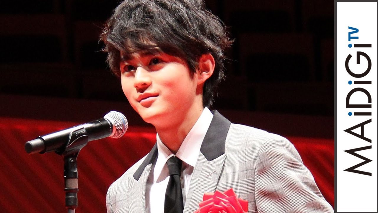 鈴鹿央士、“先輩”広瀬すずの祝福に「うれしかった」 毎日映コンで新人賞 鈴鹿央士、“先輩”広瀬すずの祝福に「うれしかった」 毎日映コンで新人賞