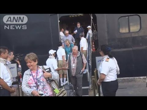 “さまよったクルーズ船”カンボジアで乗客下船中(20/02/14) “さまよったクルーズ船”カンボジアで乗客下船中(20/02/14)