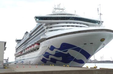 🔴大型クルーズ船【ダイヤモンド・プリンセス】秋田港寄港（2017年4月25日の映像）今年4月の入港は中止に❗.