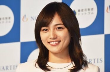 ✅  女優の川口春奈が20日、都内で行われた「重症花粉症対策 アンバサダー 就任イベント」に登場した。