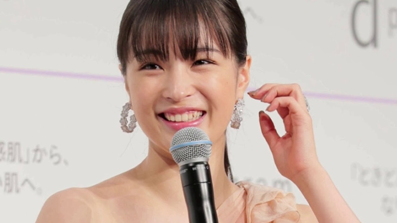 広瀬すず　 乳首ポッチ疑惑（右乳首が浮かんでいるような感じでエロいと話題です）