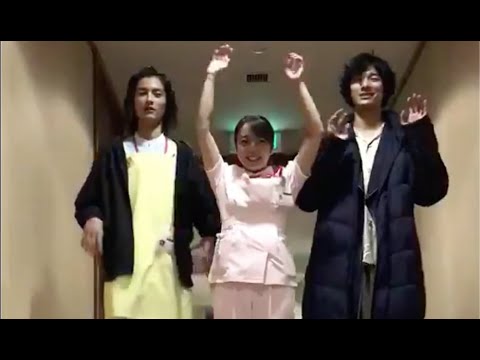 「恋はつづくよどこまでも」イケメンに囲まれる上白石萌音が可愛すぎる♡撮影裏オフショット集 「恋はつづくよどこまでも」イケメンに囲まれる上白石萌音が可愛すぎる♡撮影裏オフショット集