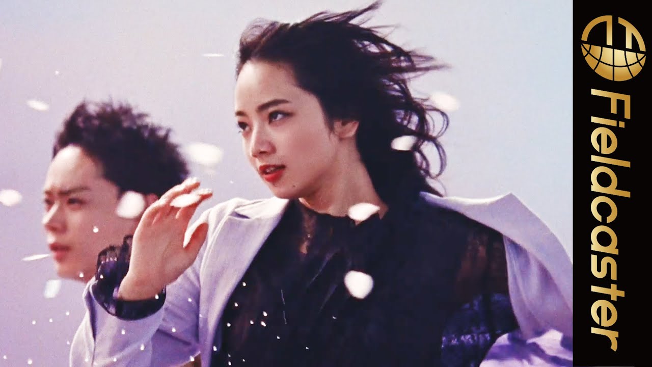 菅田将暉&小松菜奈、今度は“水の上”で全力疾走! ”影ふみ”で全身びしょ濡れも「一番楽しかった」 <niko and …> 春の新WEBムービー『進化』+メイキング 菅田将暉&小松菜奈、今度は“水の上”で全力疾走! ”影ふみ”で全身びしょ濡れも「一番楽しかった」 <niko and ...> 春の新WEBムービー『進化』+メイキング