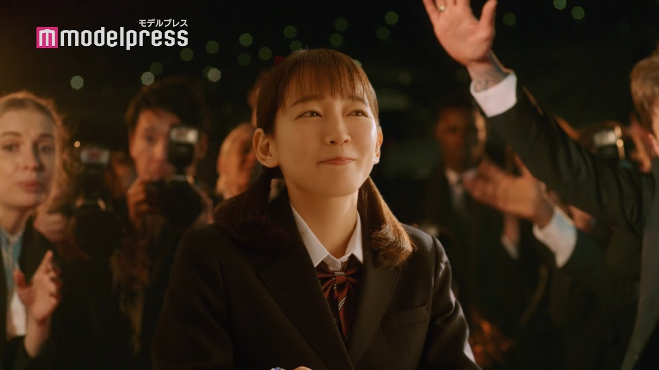 吉岡里帆、制服＆おさげ姿が可愛い！ワイモバイルWEBコンテンツ「ワイのCM」ナレーションは三森すずこ