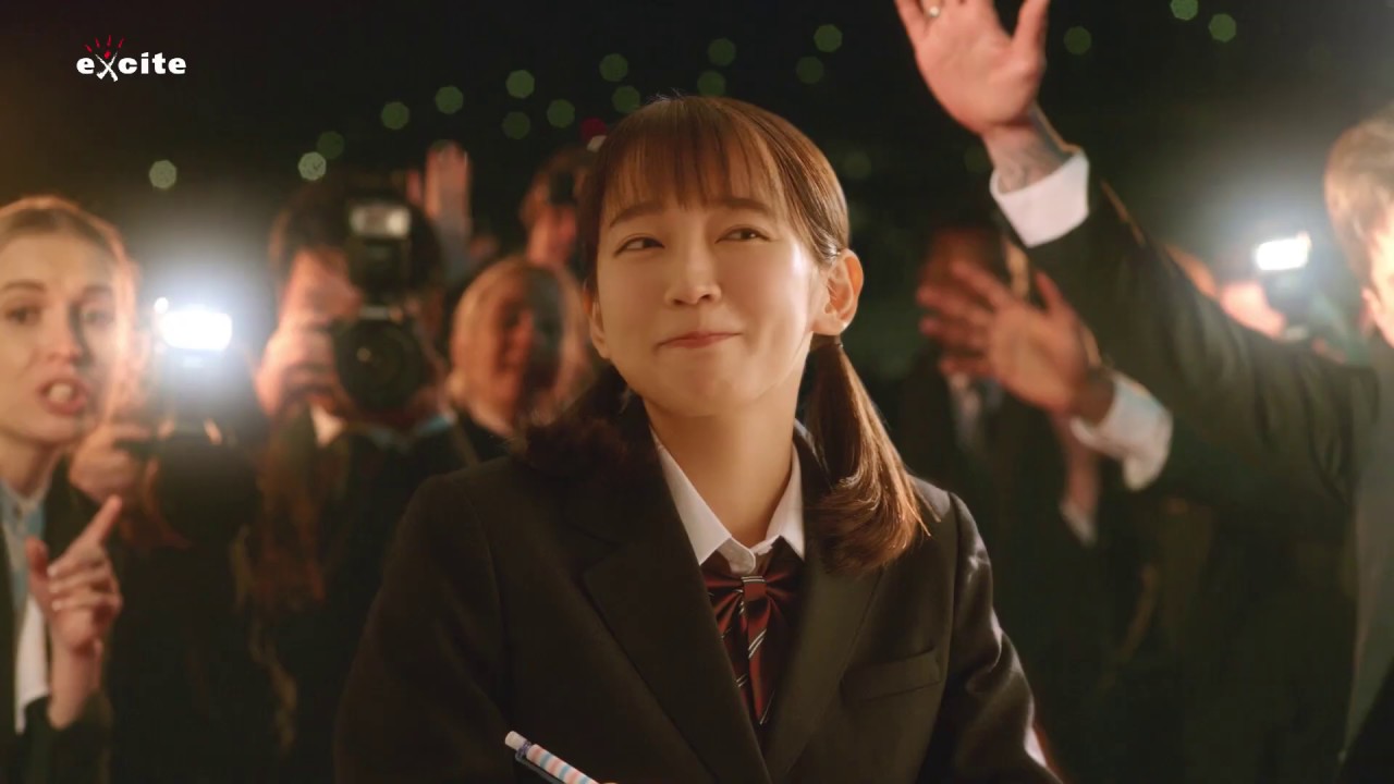 吉岡里帆、自由にカスタマイズできちゃう！“ワイモバイル”のCM監督になれる「ワイのCM」公開