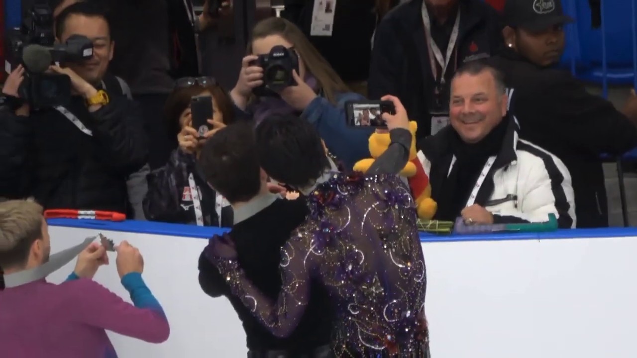 Yuzuru Hanyu 2019 AC Medal ceremony ③ Yuzuru Hanyu 2019 AC Medal ceremony ③