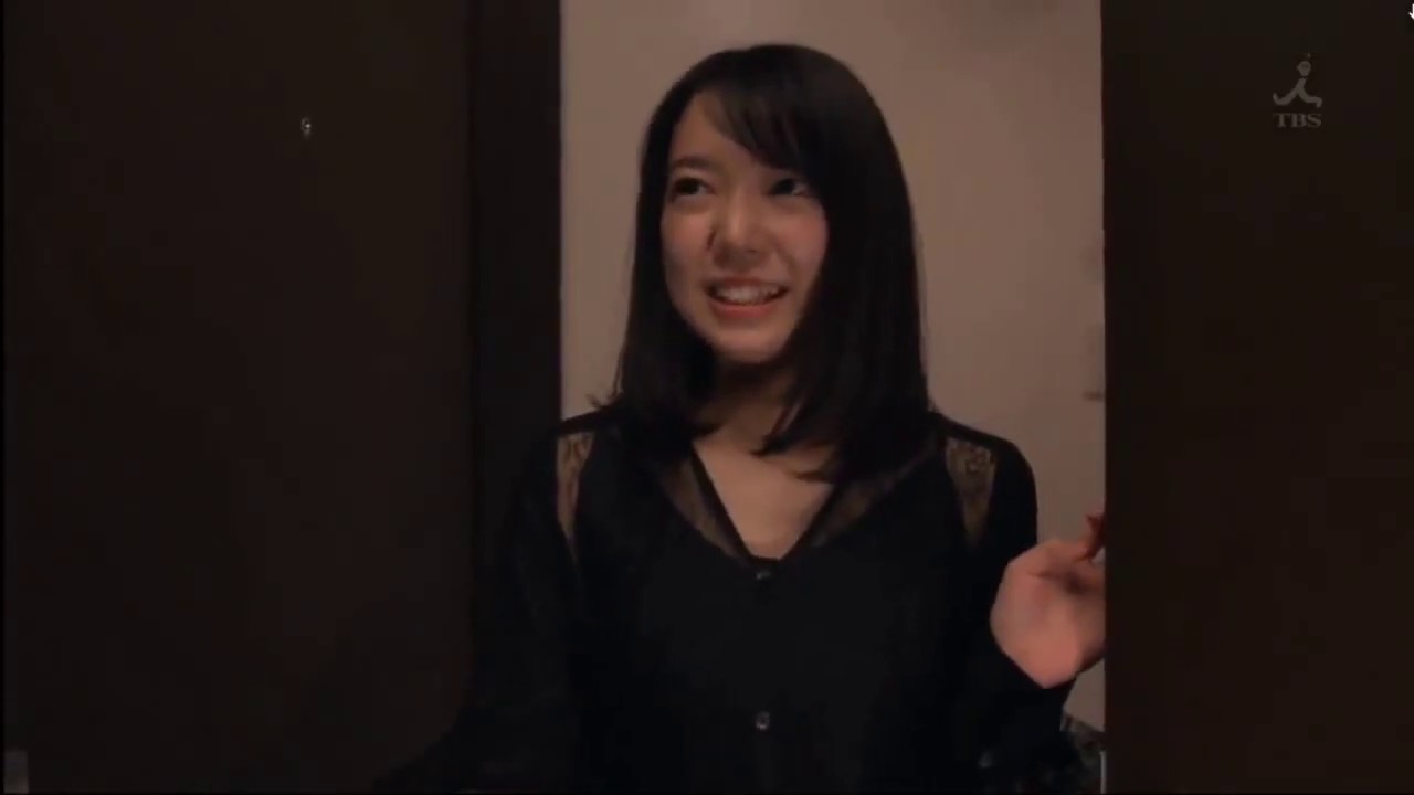 上白石萌音  VS  佐藤健  ベッドで [恋はつづくよどこまでも 9話]