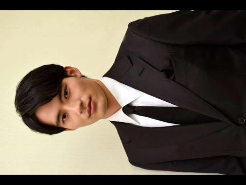 ✅  2018年に放送されたドラマ「中学聖日記」（TBS系）で俳優デビューし、有村架純さんが演じる教師をひたむきに愛する生徒を演じて注目された岡田健史さんのスクリーンデビューとなる映画「弥生、三月 -