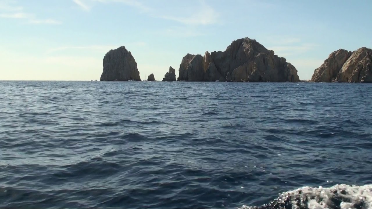 カボサンルーカスに到着したクルーズ船から、テンダーボートで上陸 カボサンルーカスに到着したクルーズ船から、テンダーボートで上陸