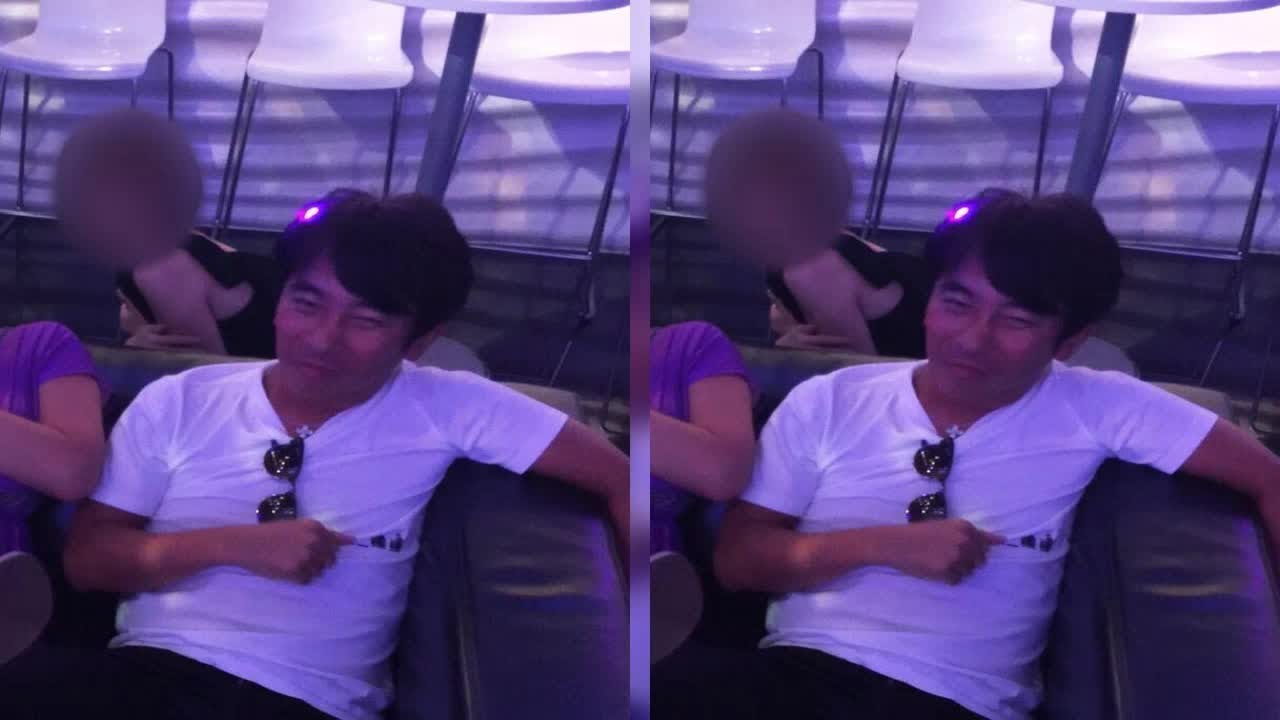 「舐めてみろ」エイベックス松浦会長がフェスのVVIP席で手渡してきた“茶色い大麻凝縮シート”