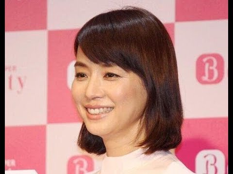 ✅  女優の石田ゆり子さんが、うたた寝中に起こったハプニングを明かしている。「検温ですね」「お熱はかるにゃ」愛犬1匹と愛猫4匹とともに暮らしている石田さんだが、2020年5月13日にインスタグラムを更