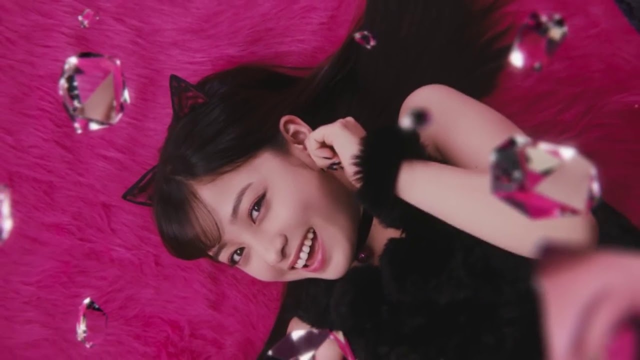 橋本環奈、ネコ耳＆黒網タイツでセクシー“黒猫カンナ”に！　 「リップベビークレヨン リップ&アイ」新#Kanna Hashimoto　#Japanese Idol
