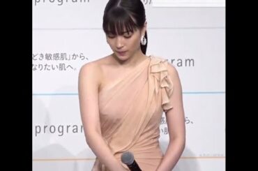 乳●首を隠す広瀬すず  ´艸｀