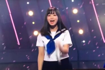 橋本環奈 / Hashimoto Kanna ー Sailor uniform and machine gun NHK MJ 2016