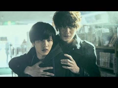 岡田将生、志尊淳を抱き胸に手をあて“除霊”　W主演映画の見どころシーン解禁