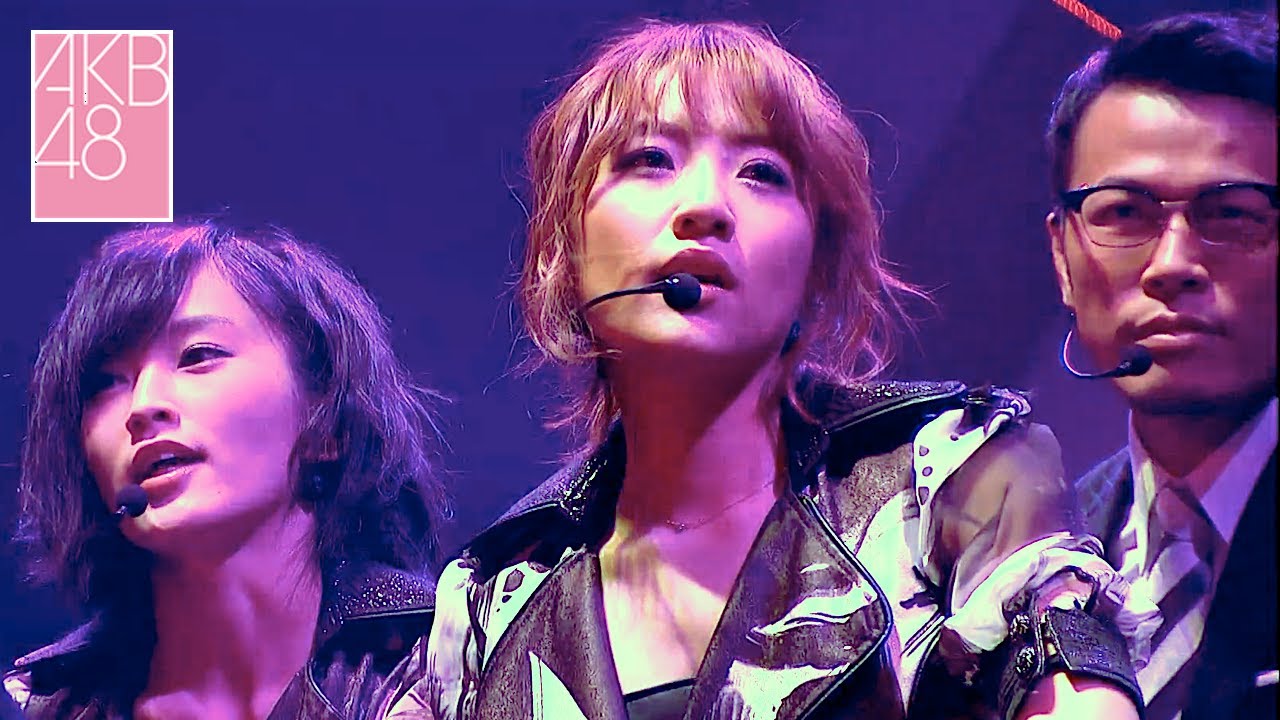 AKB48 + WORLD ORDER - UZA - 紅白 Kouhaku 2013