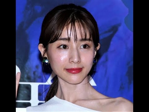 田中みな実が、27日放送の『あざとくて何が悪いの？』（テレビ朝日系）に出演。初共演した弘中綾香アナに対して軽い圧をかける一幕があった。