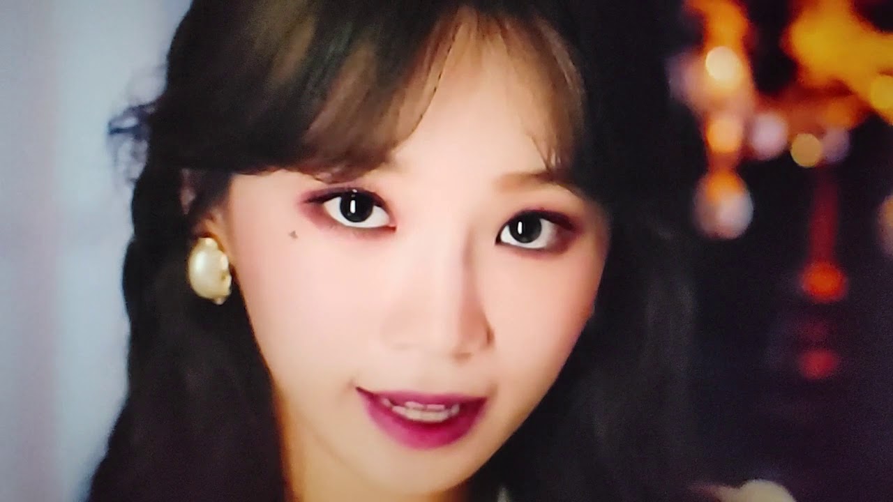 宮脇咲良 矢吹奈子 本田仁美 ウォニョン AKB48 IZ*ONE アイズワン
