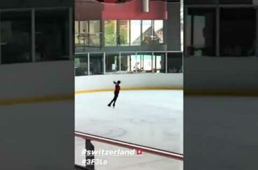 紀平梨花 選手 3F + 3Lo (トリプルフリップ + トリプルループ )