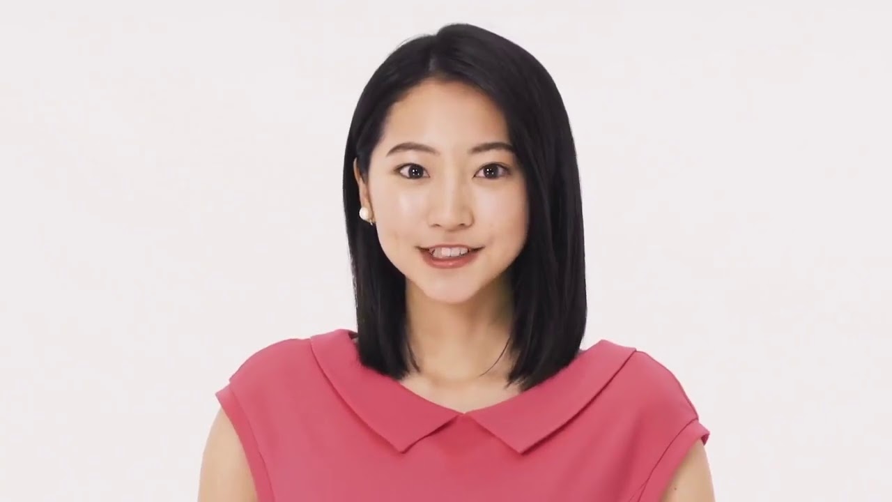 武田玲奈が紹介する「5 分でわかる駅前留学 NOVA」