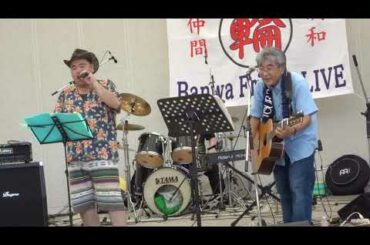 ｢🎵落ち目｣の｢AKB48｣を、すっごい｢必死｣にバーするおぢｻﾝたち