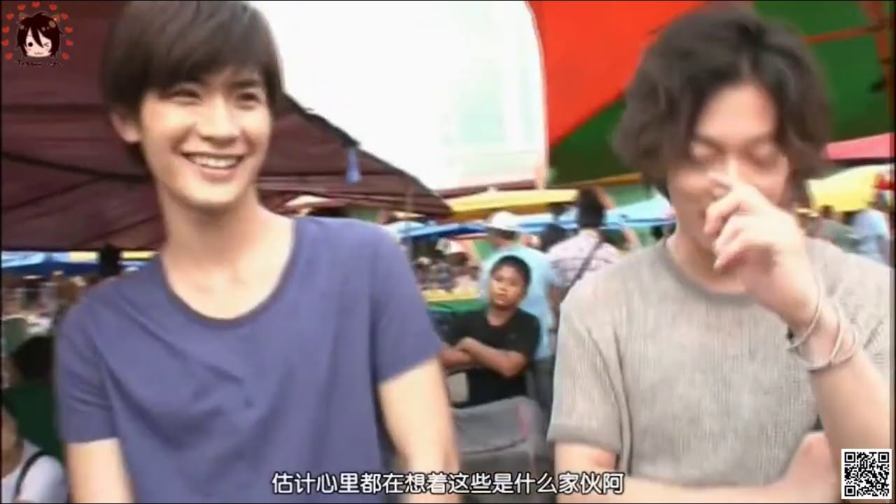 三浦春馬と佐藤健 赤道の真下で鍋をつつく