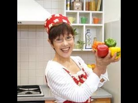 平野レミの“スッピン”料理動画が１３万超「いいね」の大反響。  平野は「皆さん、おうちゴハン頑張ってますか？ 【★★★】