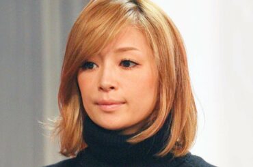 浜崎あゆみ、サングラスをかけた近影に驚き　「顔が小さいのか…」