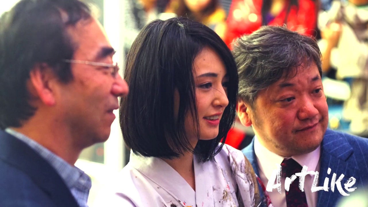 最美藝術家 — 小松美羽 Miwa Komatsu 最美藝術家 — 小松美羽 Miwa Komatsu