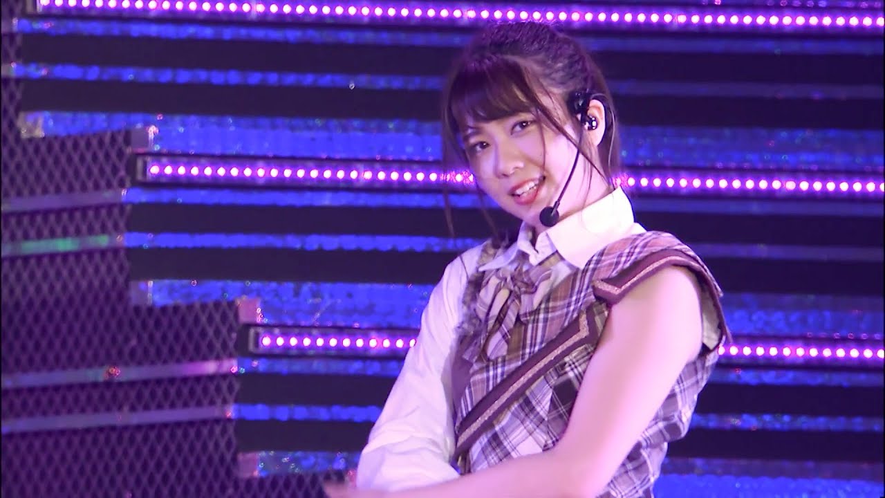 AKB48 Team 8 - 盗まれた唇