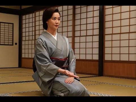 ✅  女優の浜辺美波さん、俳優の横浜流星さんダブル主演の連続ドラマ「私たちはどうかしている」（日本テレビ系、水曜午後10時）の最終回が9月30日に放送された。観月ありささん演じる老舗和菓子屋のおかみ、