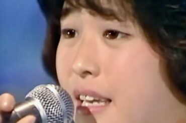 裸足の季節 (Hadashi No Kisetsu) - 松田聖子 (Seiko Matsuda) - 1980年 (ファーストシングル)