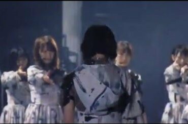 欅坂46「10月のプールに飛び込んだ」MV