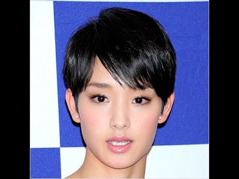 ✅  女優の剛力彩芽が9月29日、インスタグラムのストーリーズを更新。「な、な、なんと！　この私が！！！　Twitter始めます笑　goriki_officialで検索してみてっ！　まだ何も投稿してい