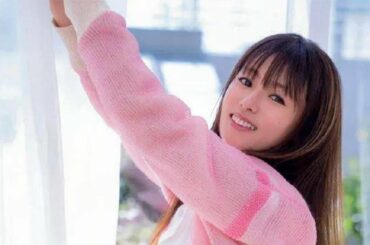 37岁深田恭子雪肤依旧娇嫩 大腿白皙如玉让人移不开眼